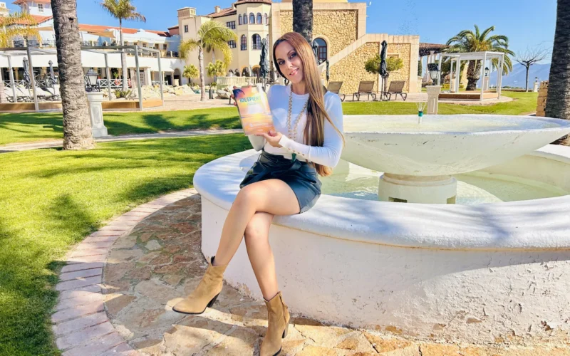 Rebeca Pérez Giménez irrumpe en el mundo literario con su primer libro de autoayuda