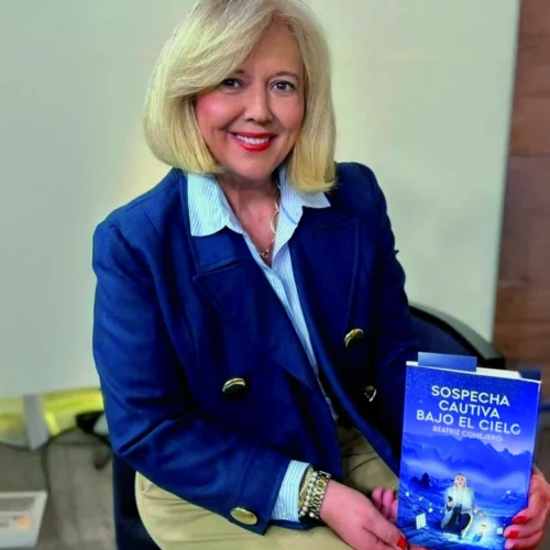 Beatriz Conejero Martínez publica «Sospecha cautiva bajo el cielo», una novela de ficción cargada de misterio