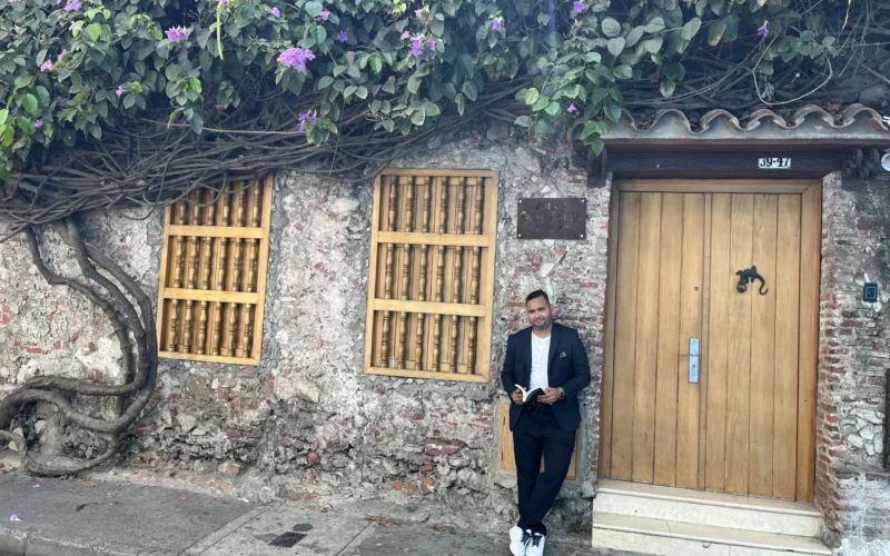 Andrés Mauricio Pérez Solano irrumpe en el mundo literario con una impactante novela de ciencia ficción