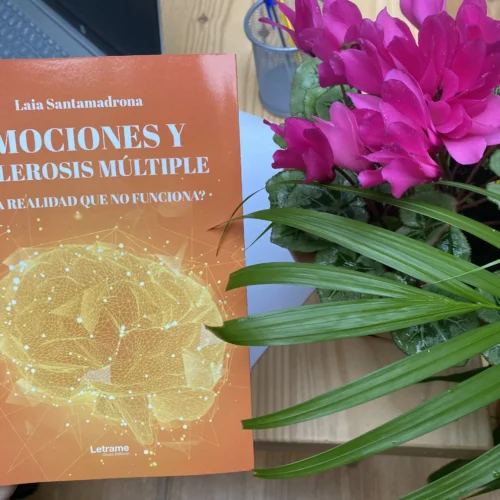 Laia Santamadrona analiza la relación entre emociones y salud en su nueva obra