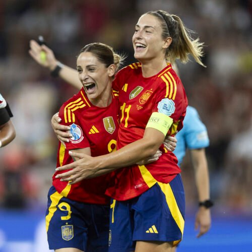 Una arrolladora España liderada por Alexia hunde a Portugal en su día más triste