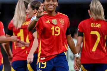 Descubierta en una playa, madrileña del Barça y amiga de Lamine: así es Vicky López, la nueva estrella de España