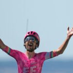 Van der Poel recupera el liderato por sólo un segundo en una etapa en la que Pogacar permitió la primera fuga
