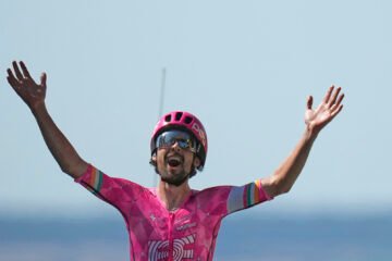 Van der Poel recupera el liderato por sólo un segundo en una etapa en la que Pogacar permitió la primera fuga