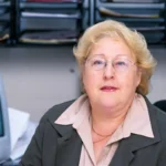 Muere a los 86 años Sylvia Young, la ‘visionaria’ que encumbró a Dua Lipa y Amy Winehouse