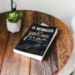 Óscar Borja presenta una obra imprescindible sobre identidad y respeto