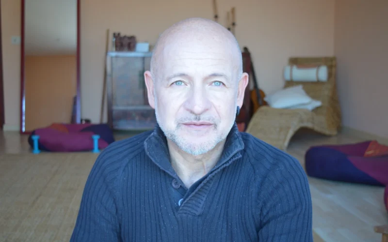 Salvador Algarra analiza los límites de la ética contemporánea en su nuevo libro