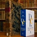 Las nuevas palabras del Diccionario de la RAE: milenial, crudivorismo, turismofobia, loguearse…