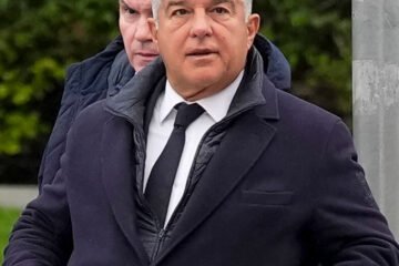 Laporta convoca elecciones en el Barça el 15 de marzo