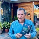 Pedro Venegas Ibieta profundiza en su universo creativo con Golcuro y Notas en griego