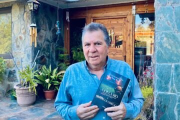 Pedro Venegas Ibieta profundiza en su universo creativo con Golcuro y Notas en griego