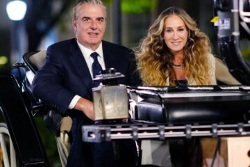 Chris Noth, sobre el fin de su amistad con Sarah Jessica Parker tras ser acusado de agresión sexual: “Fue triste, fue decepcionante, fue sorprendente”