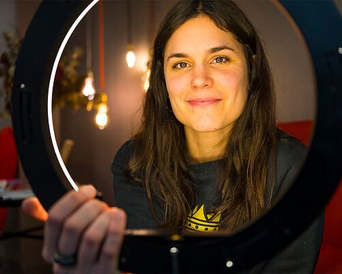 Elvira Sastre: «En España se leen y se venden muchos libros y si el libro resiste, este país tiene esperanza»