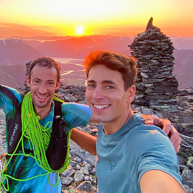 El aprendiz Oriol Cardona y el maestro Kilian Jornet: así es el deporte que puede darle a España una medalla de oro en invierno 54 años después