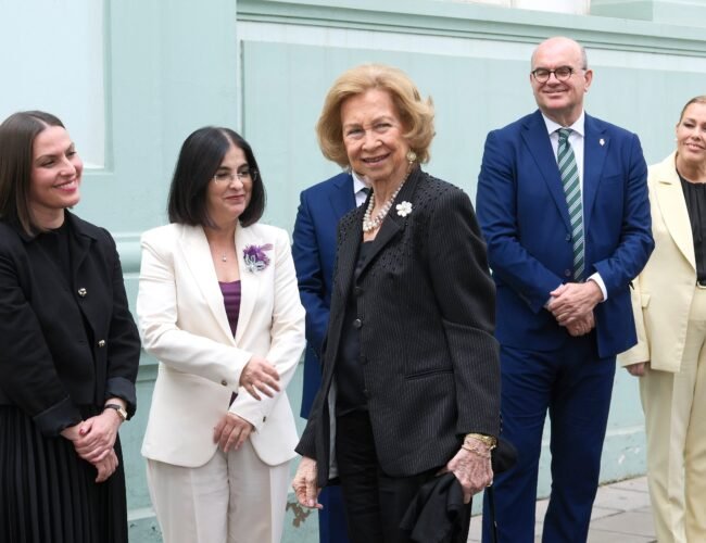 La reina Sofía, investida doctora ‘honoris causa’ por la Universidad de Las Palmas de Gran Canaria a pesar de las críticas de profesores