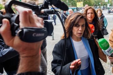 Confirmada la multa de 5.700 euros a María León por su incidente con la Policía Local de Sevilla