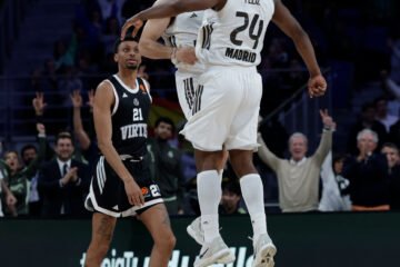 Contra la pitada a Scariolo, otra victoria del Real Madrid