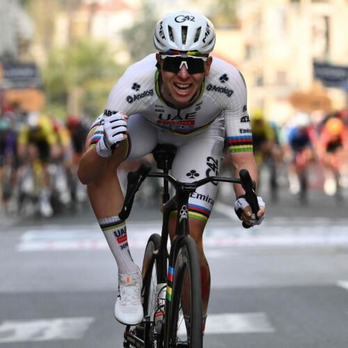 Pogacar alarga su leyenda y vence en la Milán-San Remo, la clásica que le obsesionaba