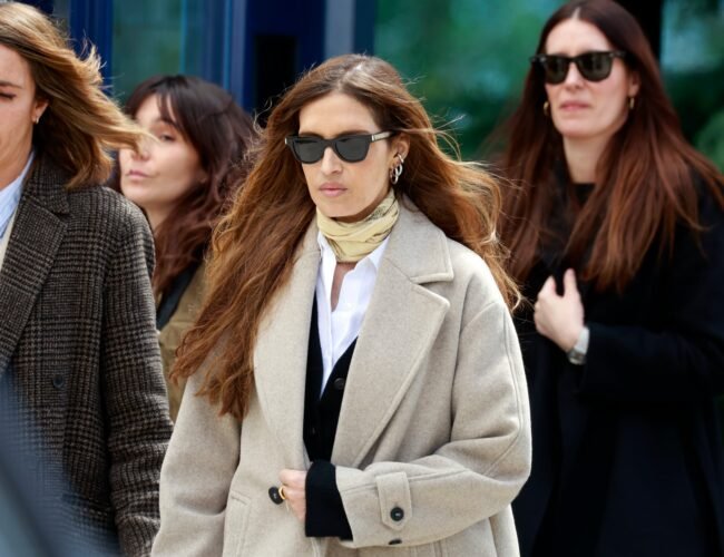 Sara Carbonero despide a su madre en su localidad natal, Corral de Almaguer