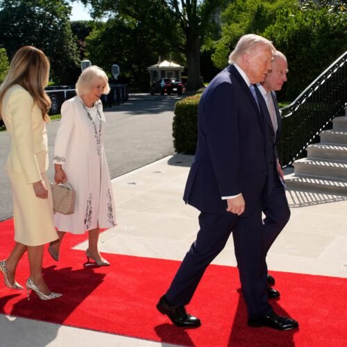 El primer día de Carlos III y Camila en Estados Unidos: recepción de Donald y Melania Trump en la Casa Blanca y fiesta de tarde en los jardines del embajador británico