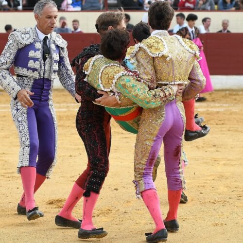 Alberto Durán, intervenido de urgencia por un trombo, tras la cornada sufrida en Valdemoro