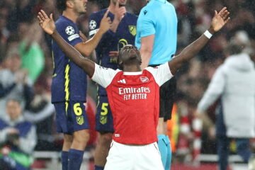 El Atlético cae ante el Arsenal y se despide de su sueño