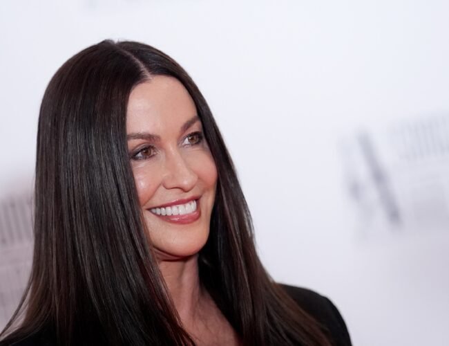 Alanis Morissette, sobre su polémica entrevista tras romper con Ryan Reynolds: “Se ha convertido en algo habitual hacer daño a las mujeres”