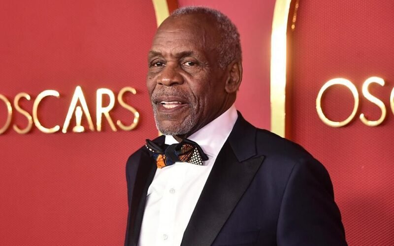 Danny Glover, el mítico Roger Murtaugh de Arma Letal, revela que tiene Alzheimer: «La vida sigue»