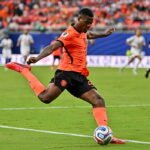 El Real Madrid hace oficial el fichaje de Denzel Dumfries por cuatro temporadas