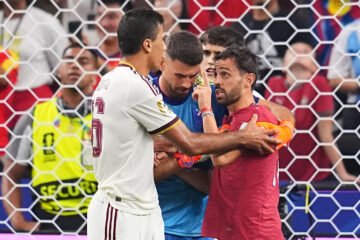 El pique final entre Rodri y Bernardo Silva:  un remate fallado, una provocativa celebración y un «me he equivocado»