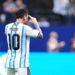 Todos los españoles debemos ir con Messi…