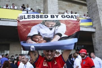 Sospechas que nos van a coser a patadas desde el saque inicial…
