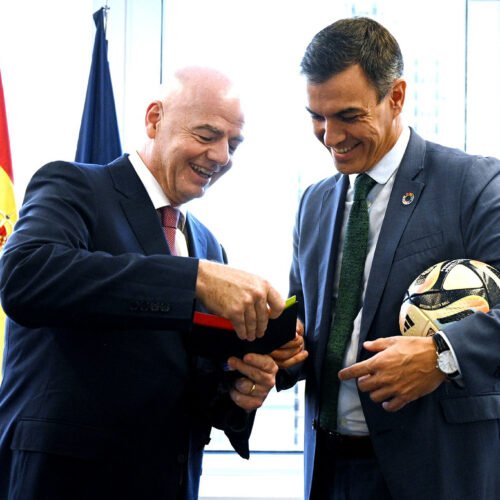 Y, al fondo, el fútbol (y Florentino): la tensa relación entre Marruecos y España por la final