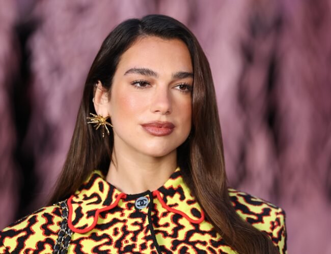 Dua Lipa apoya las protestas en Albania contra el proyecto turístico de Ivanka Trump
