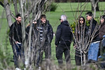 Lionel Messi despide a su padre Jorge en un cementerio privado de Rosario