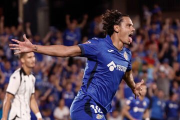 El Getafe gana 3-1 al Partizán y toma ventaja en la eliminatoria