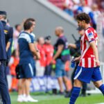 El Atlético sobrevive a un intrépido Villarreal y el Metropolitano recrudece la bronca con Julián