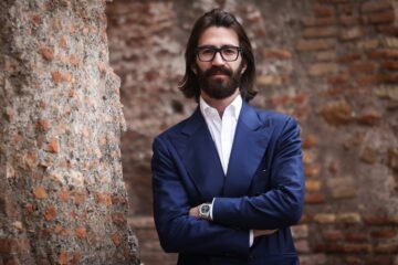 ‘Succession’ a la italiana: la batalla por el legado de Del Vecchio sacude el imperio de Luxottica y a una de las grandes dinastías europeas