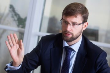 Timur Turlov, nuevo presidente de la FIDE, gran maestro de los negocios y experto en convertir las crisis en oportunidades