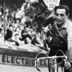 El día que Fausto Coppi escandalizó al Papa Pío XII: ganó el Mundial de 1953 y lo celebró con su esposa y amante
