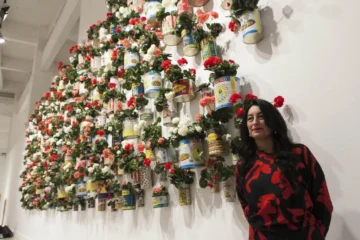 Pilar Albarracín, artista del género, la tradición, y las relaciones de poder, Premio Nacional de Artes Plásticas