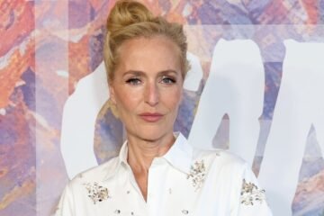 La actriz Gillian Anderson se define como pansexual: “En mi juventud tuve relaciones con mujeres”