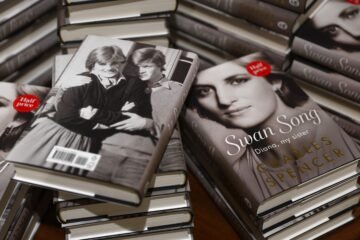 Revelaciones de una lectura pausada del libro de Charles Spencer sobre Diana de Gales: humillaciones, los desplantes de Carlos III y un romance secreto de la reina Isabel