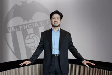 Peter Lim vende el 42% del Valencia a un conglomerado estadounidense que inyectará 100 millones de euros