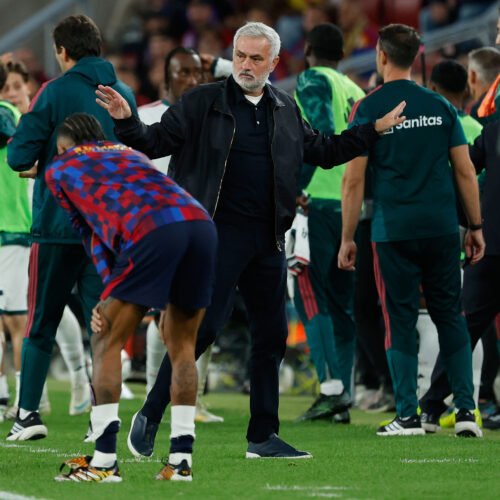 Del «Mourinho vete al teatro» del Camp Nou a un Madrid «unido»: «Nadie ha llorado por Courtois»