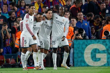 El gran cambio de Mourinho en la resurrección del Madrid: «A los de arriba también les gusta esta mezcla»
