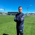 Luís Castro, el profesor que aprendió a ganar con ‘niños’: «Entre un jugador de 29 y otro de 19, al mismo nivel, juega el joven»