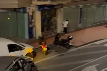 El jugador del Almería Álex Sola estrella su coche y da positivo en un control de alcoholemia
